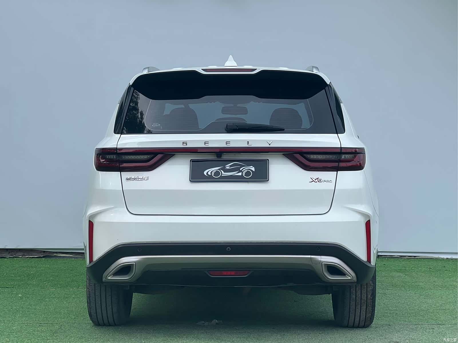 Geely X6, 2022 8