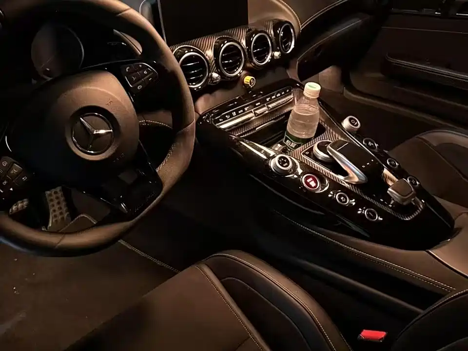 Mercedes-Benz AMG GT Mercedes-Benz AMG GT