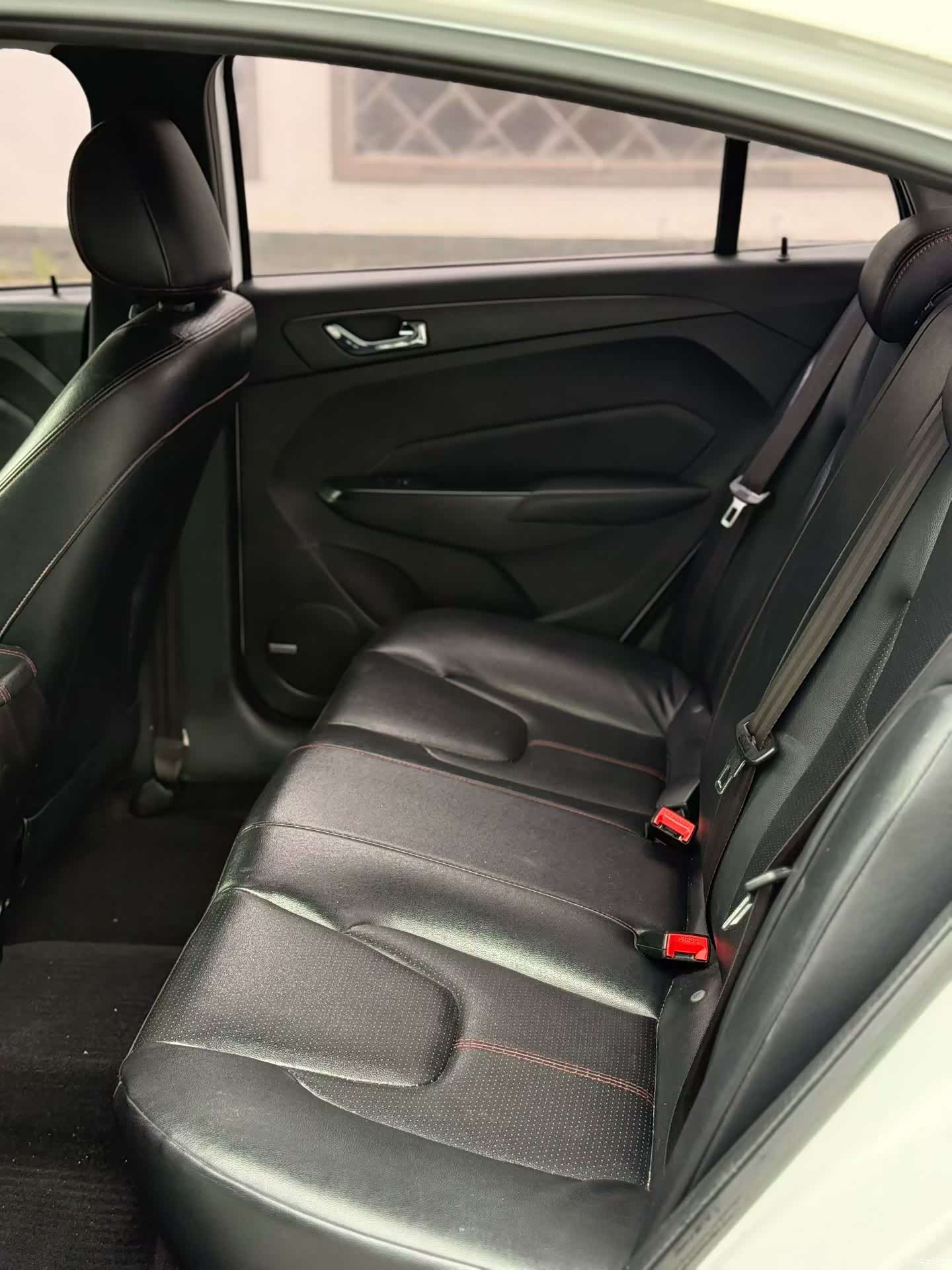Chery 5, 2016 6