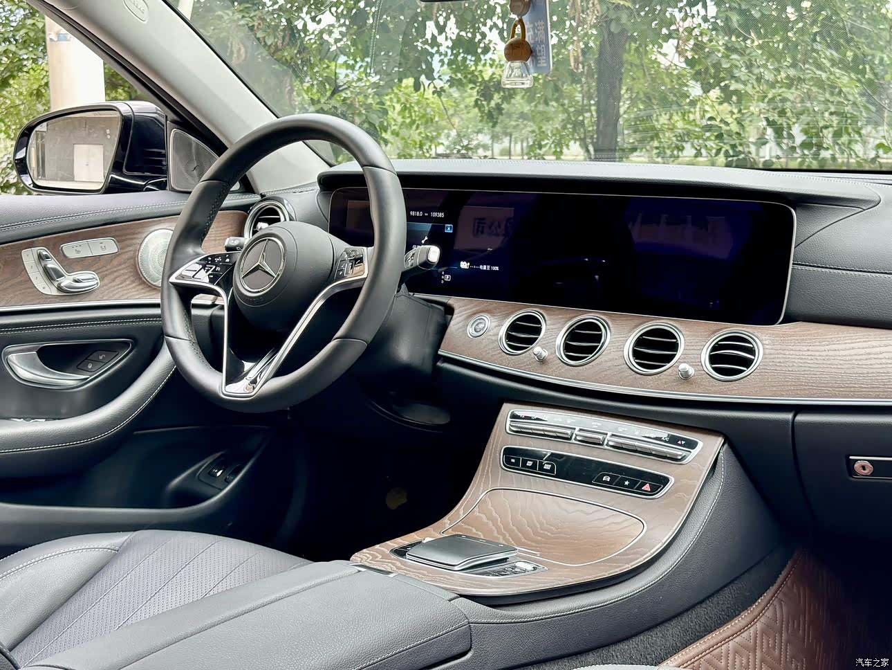 Mercedes-Benz E-Class, 2021 16