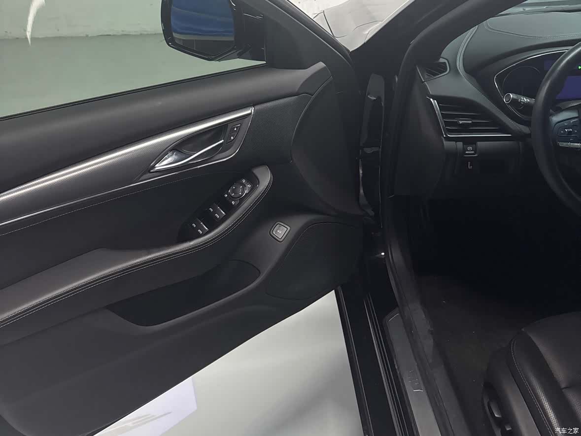 Cadillac CT5, 2022 8