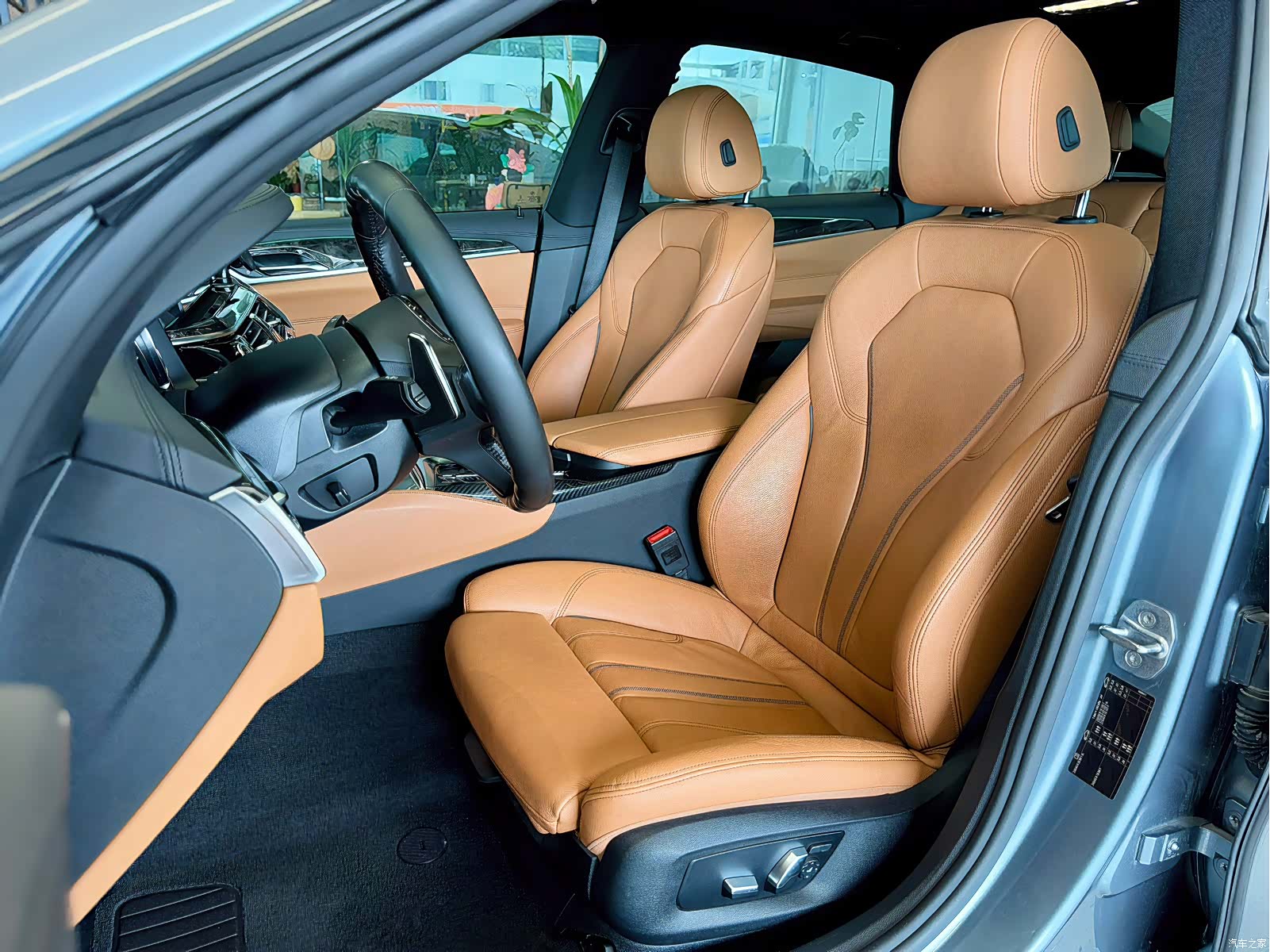 BMW 6 Series GT, 2018 все фото