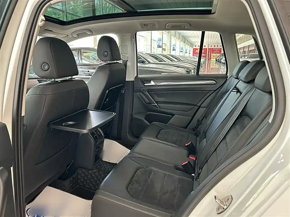 Volkswagen Golf*Jiayu