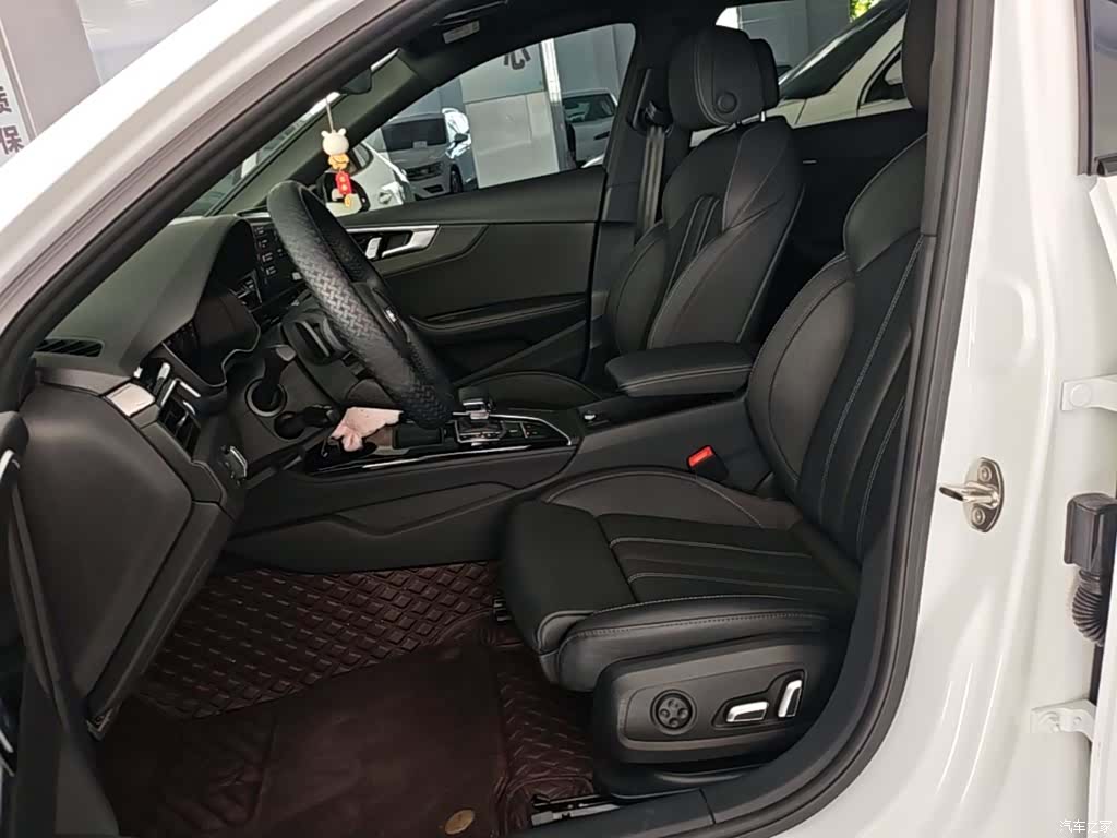Audi A4L, 2024 15