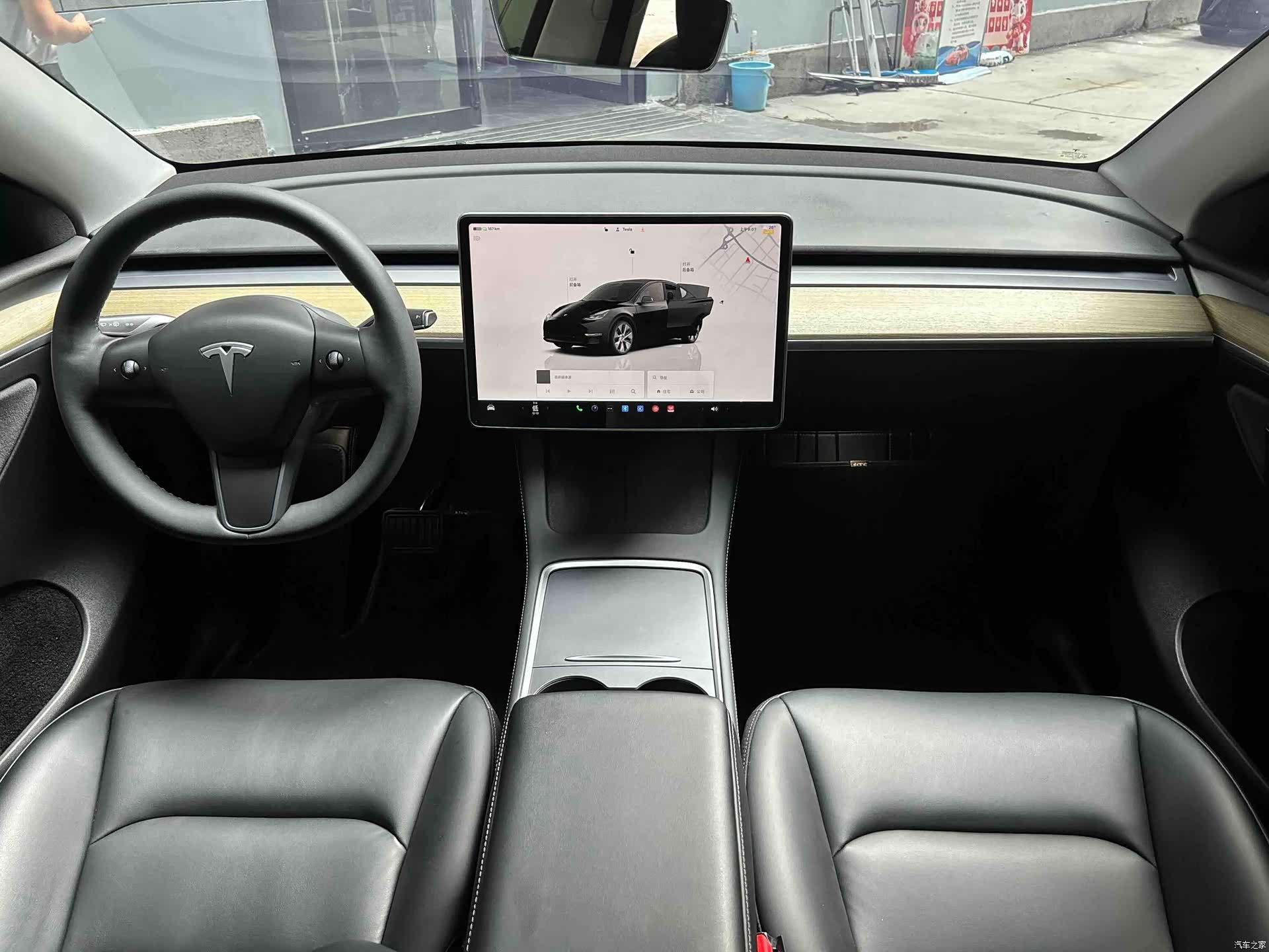 Tesla Model Y, 2022 все фото