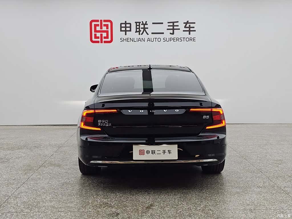 Volvo S90, 2023 4