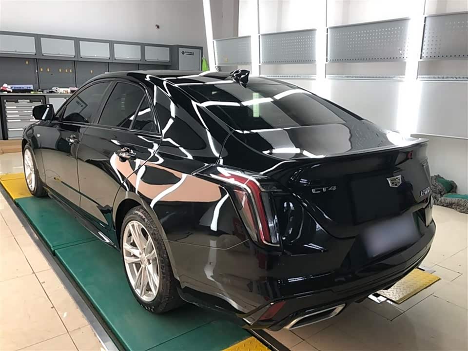 Cadillac CT4