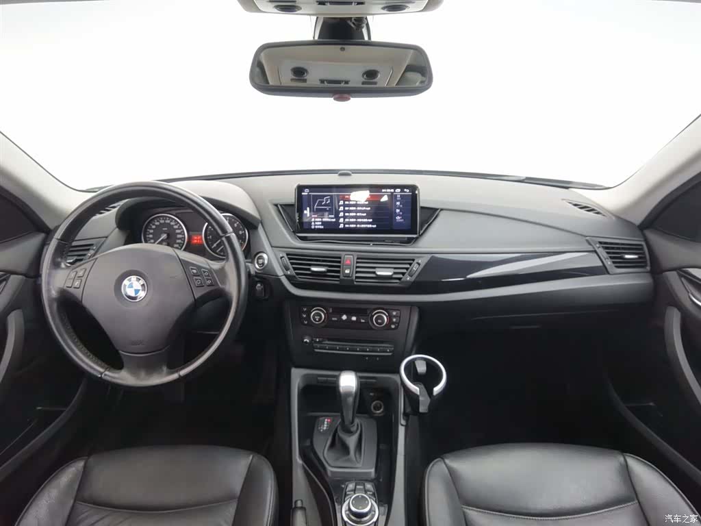 BMW X1, 2011 все фото