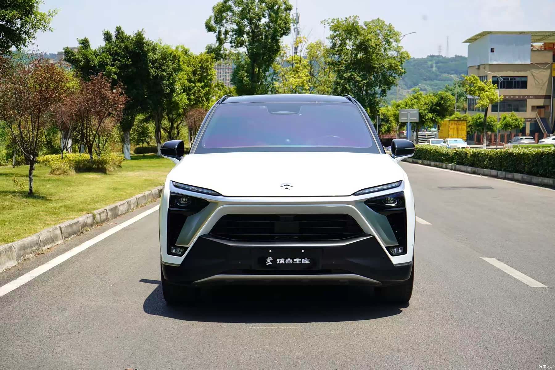 NIO ES8, 2021 2