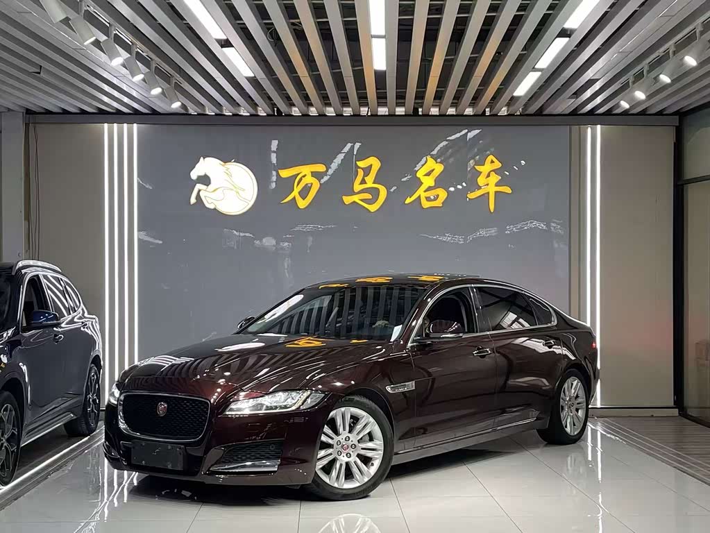 Jaguar XFL