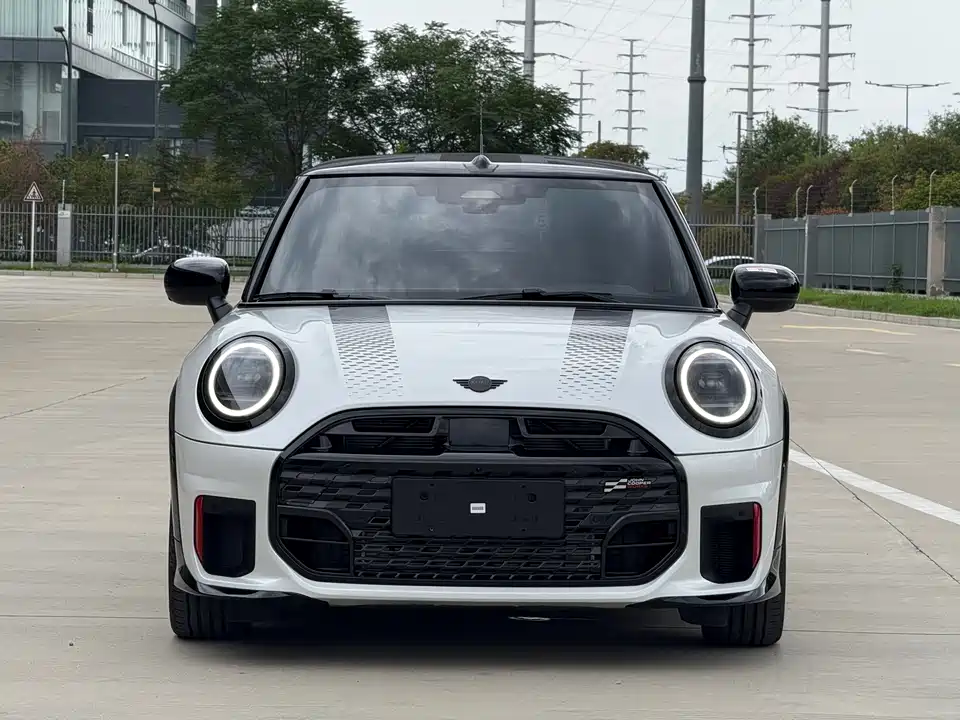 MINI JCW