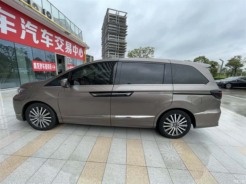 Honda Elysion, 2022 6