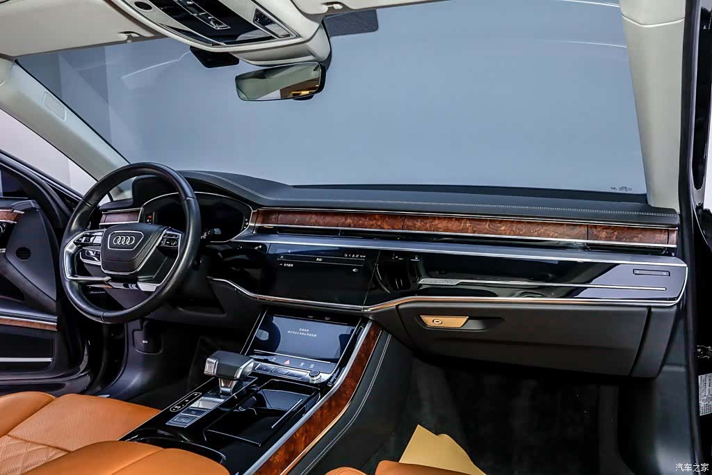Audi A8L, 2022 13