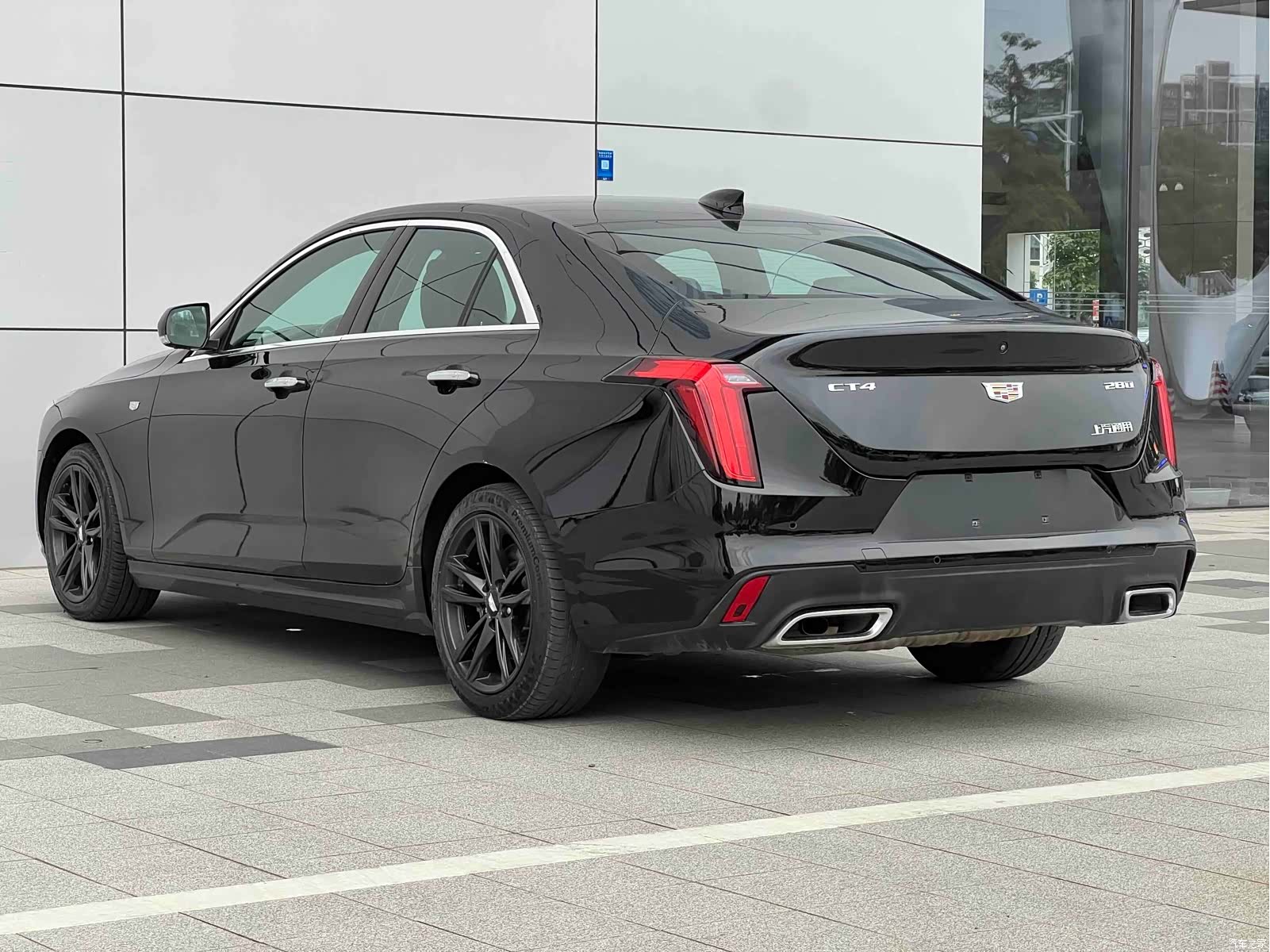 Cadillac CT4, 2023 все фото
