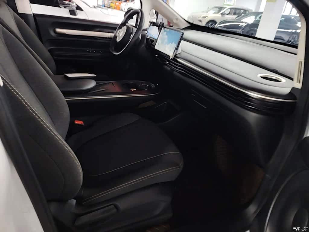 Wuling 460, 2024 25