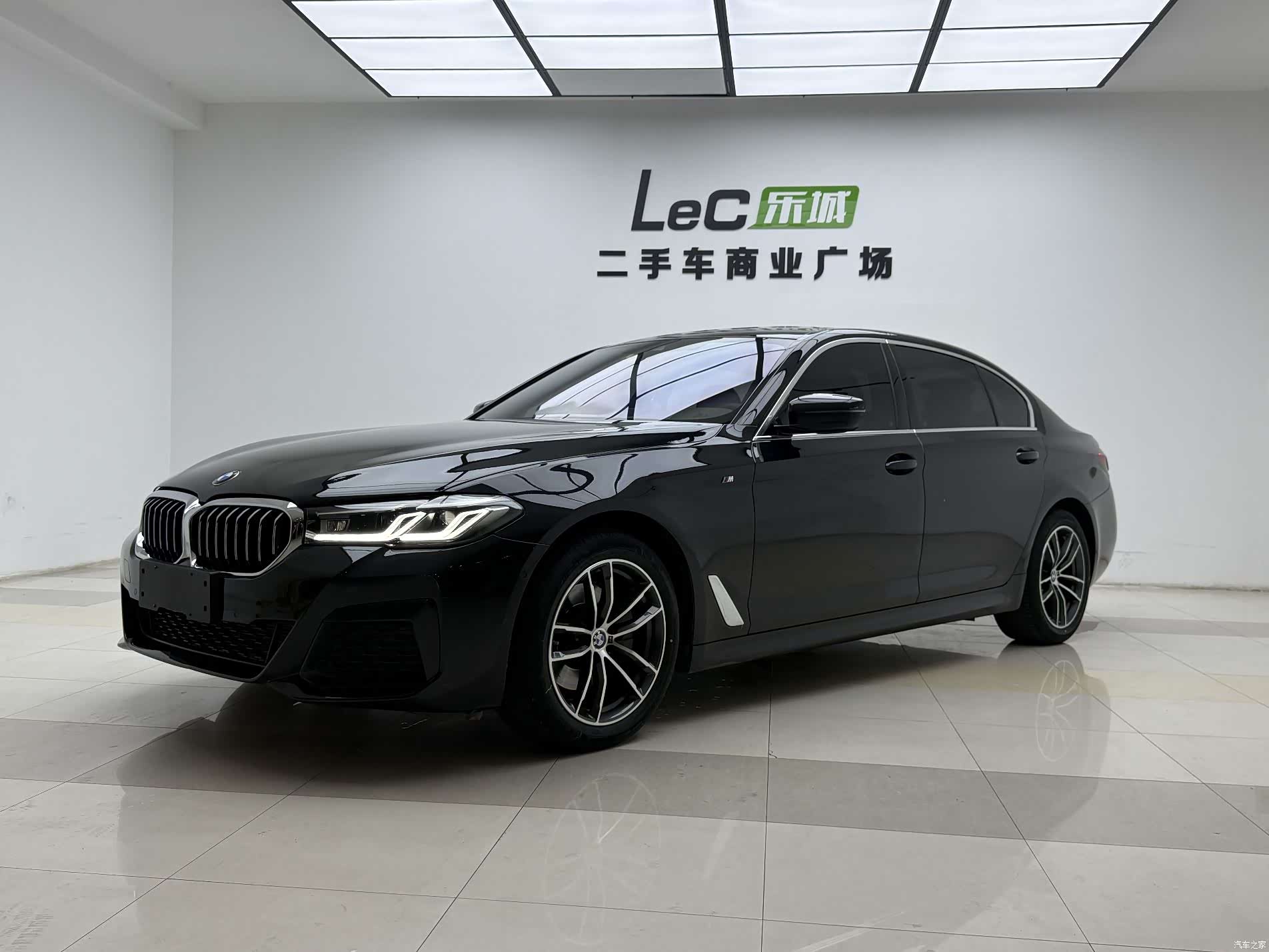 BMW 5 Series, 2021 1