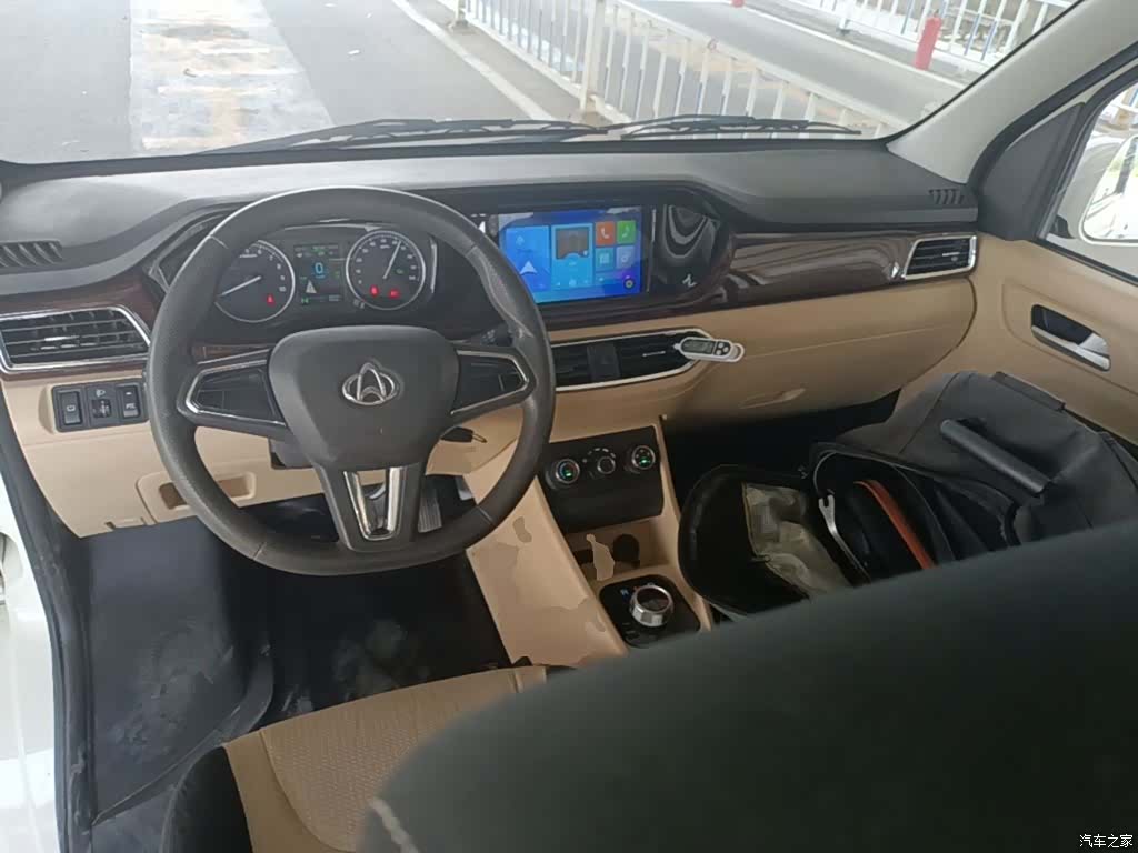 Changan V5, 2025 10