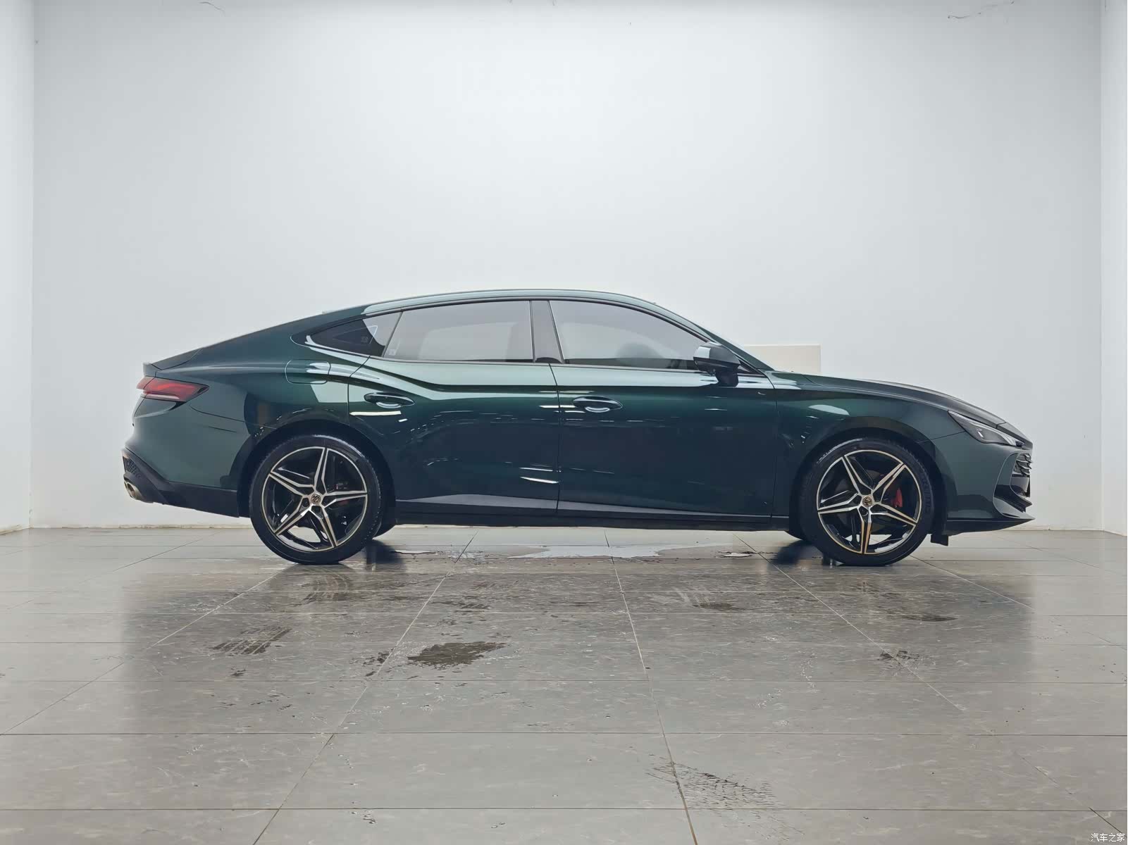 MG MG7, 2023 11