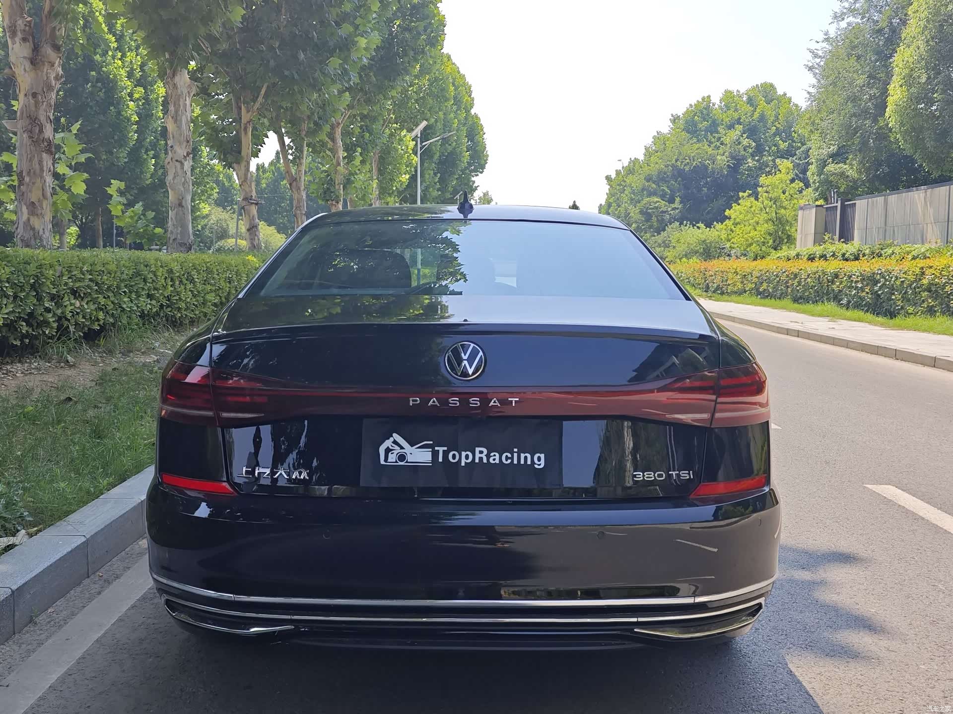 Volkswagen Passat, 2026 8