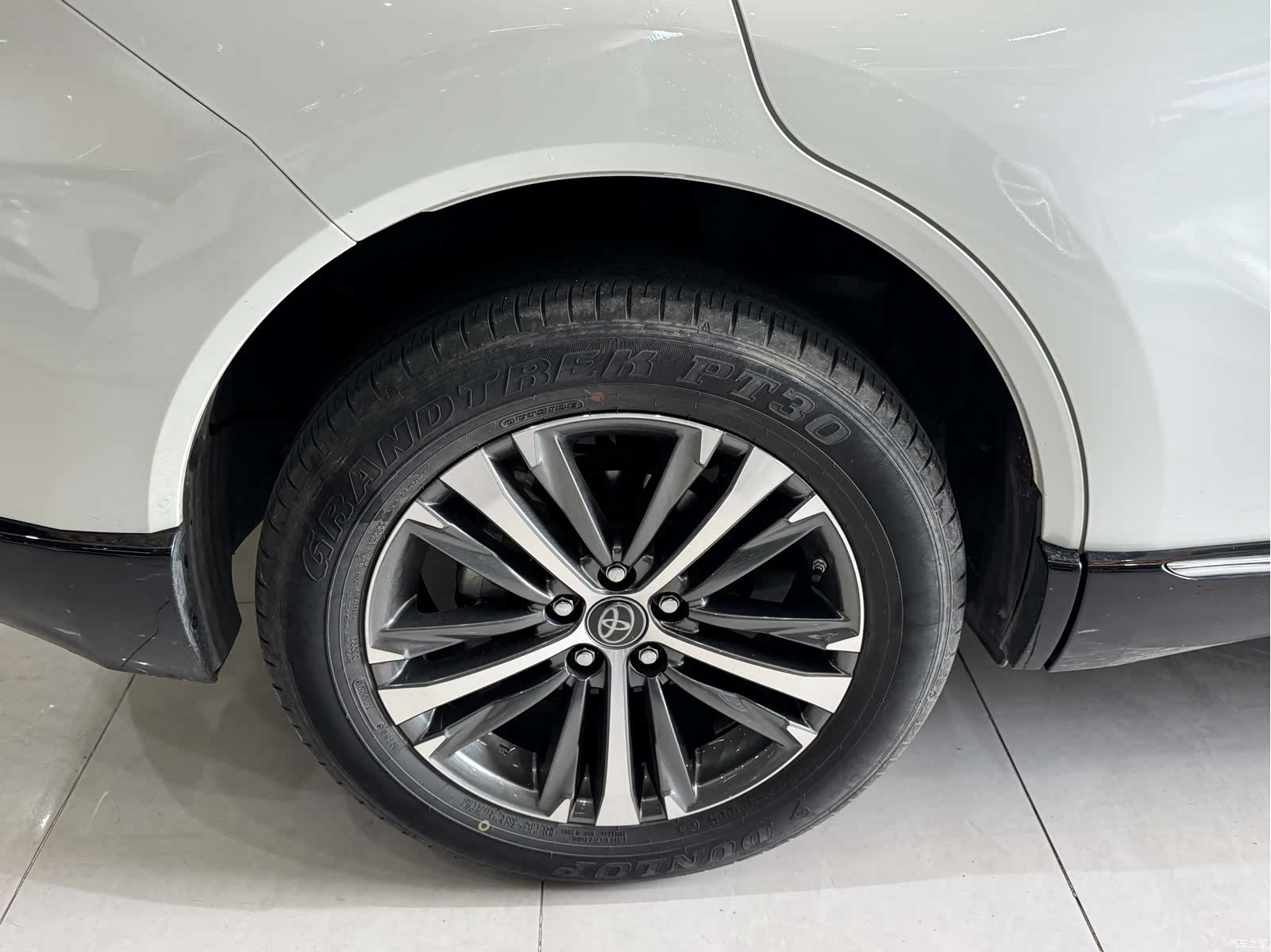 Toyota Venza, 2023 40