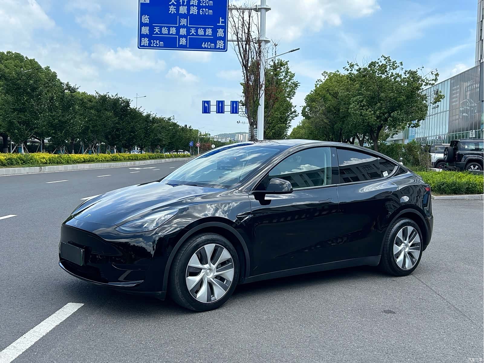 Tesla Model Y, 2022 1