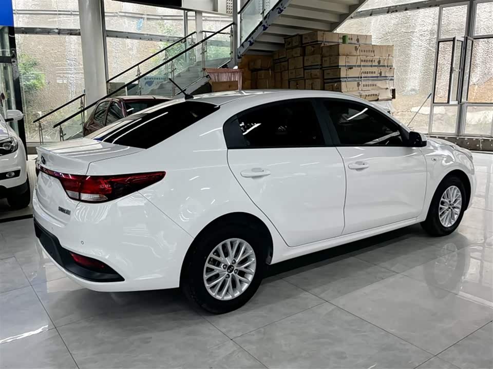 Kia K2