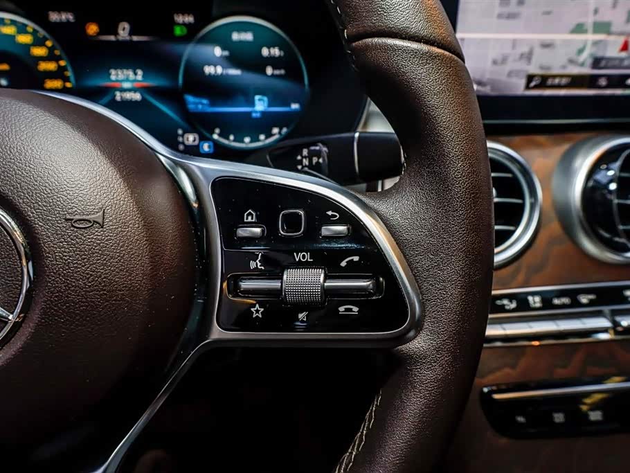 Mercedes-Benz GLC Mercedes-Benz GLC