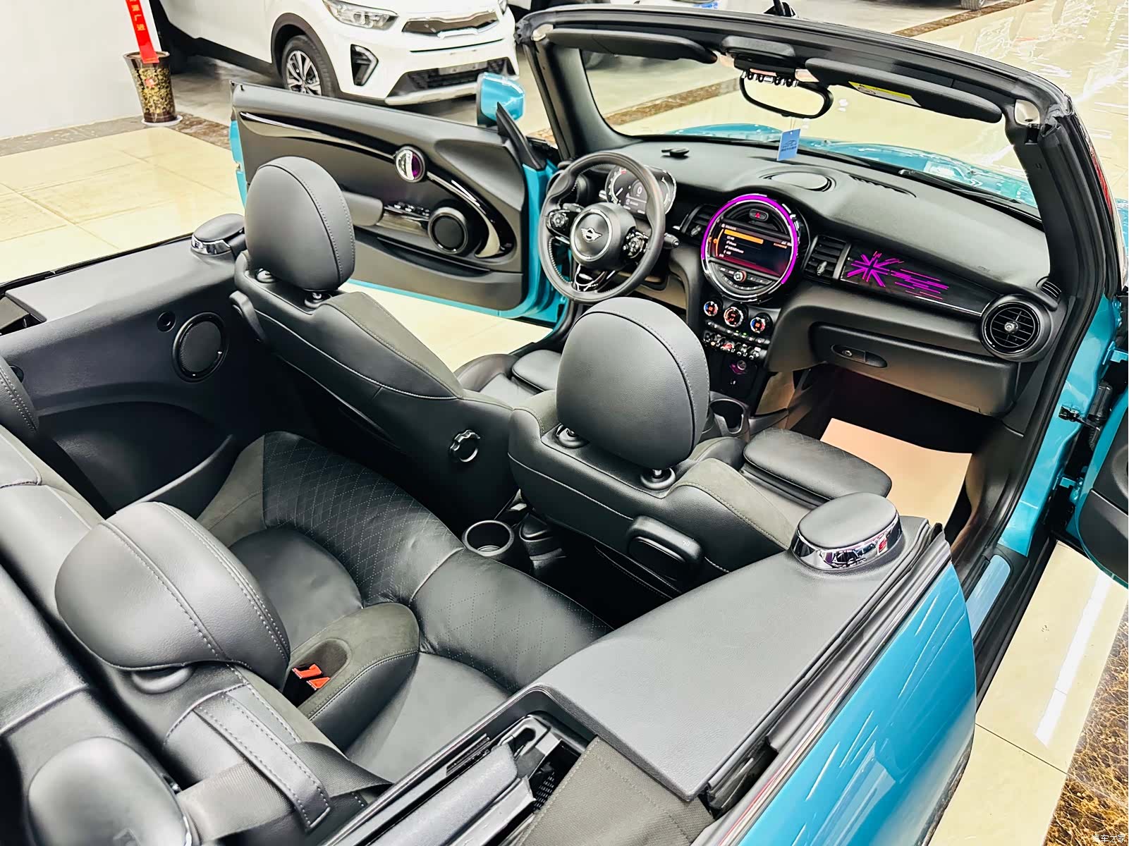 Mini Cooper, 2020 34