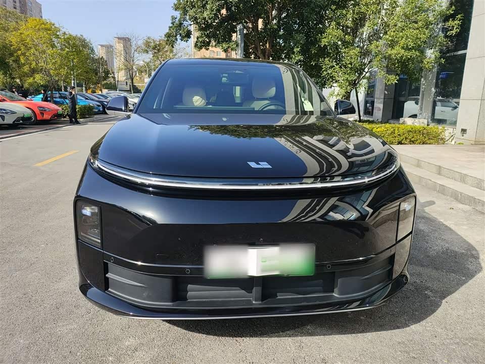 Li Auto Ideal L6