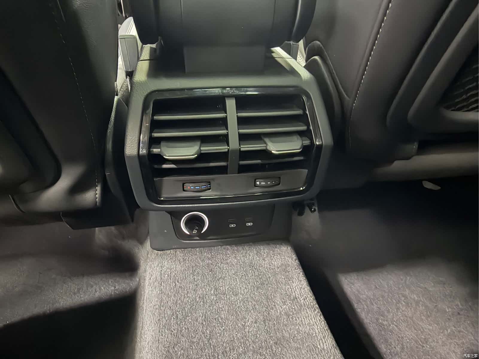 Audi Q3, 2022 15