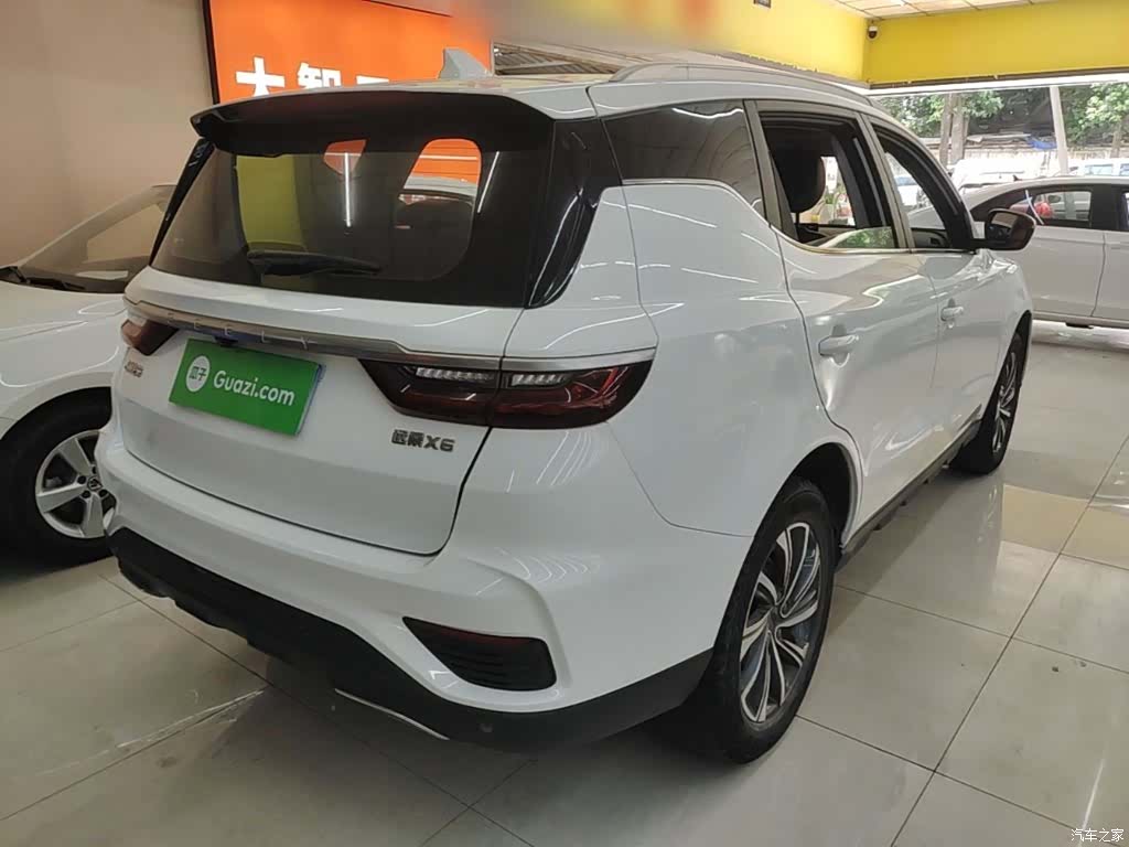 Geely X6, 2019 7