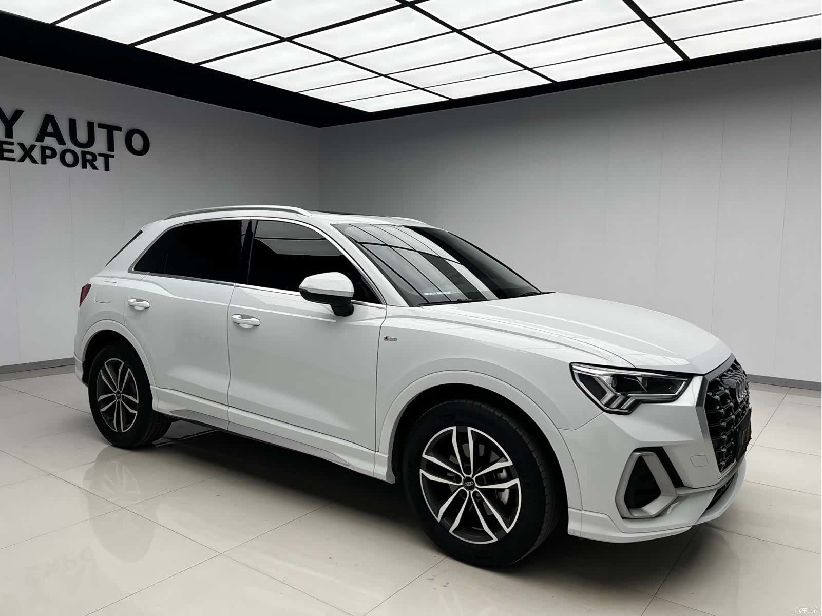 Audi Q3, 2021 3