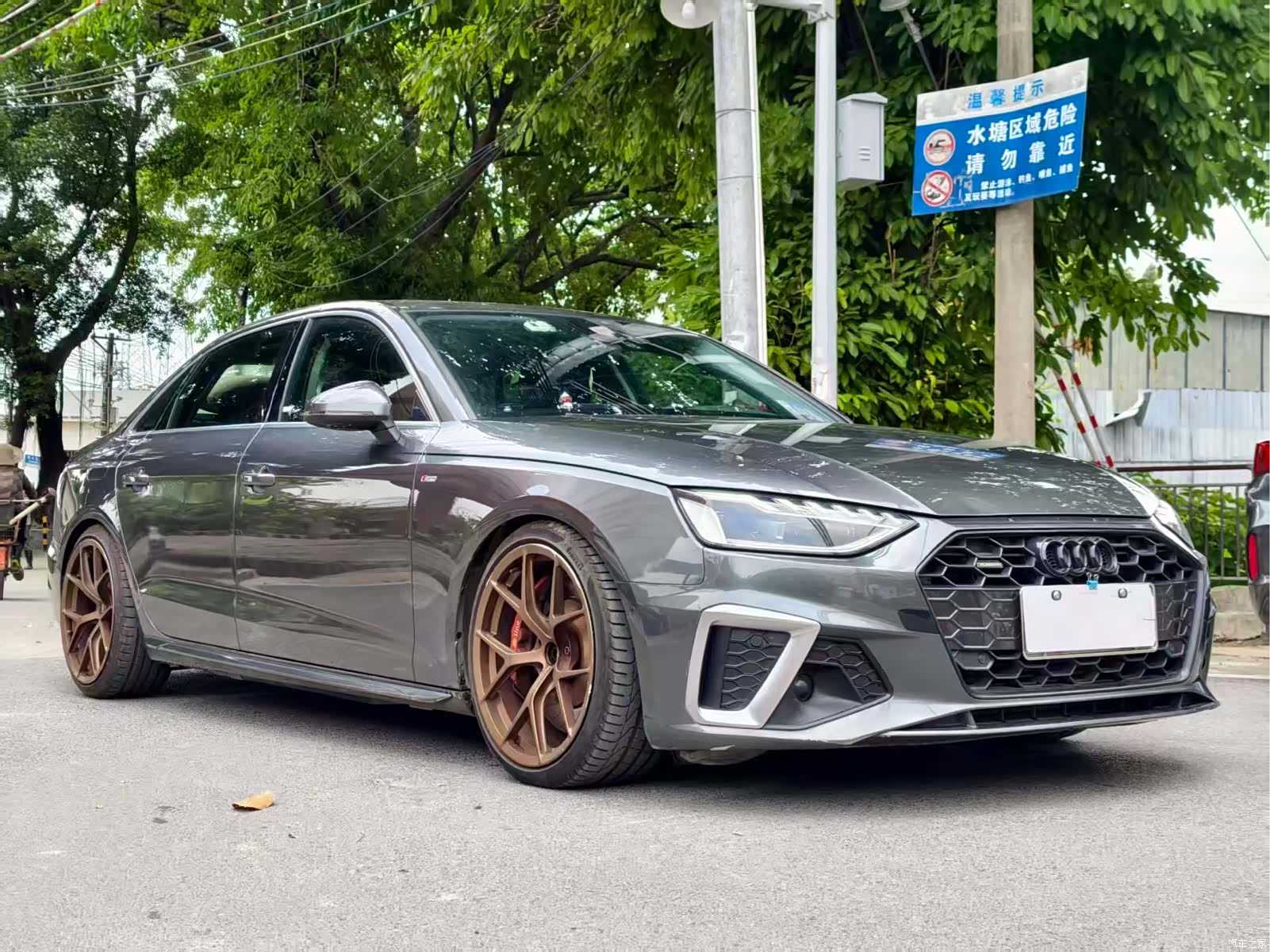 Audi A4L, 2020 3