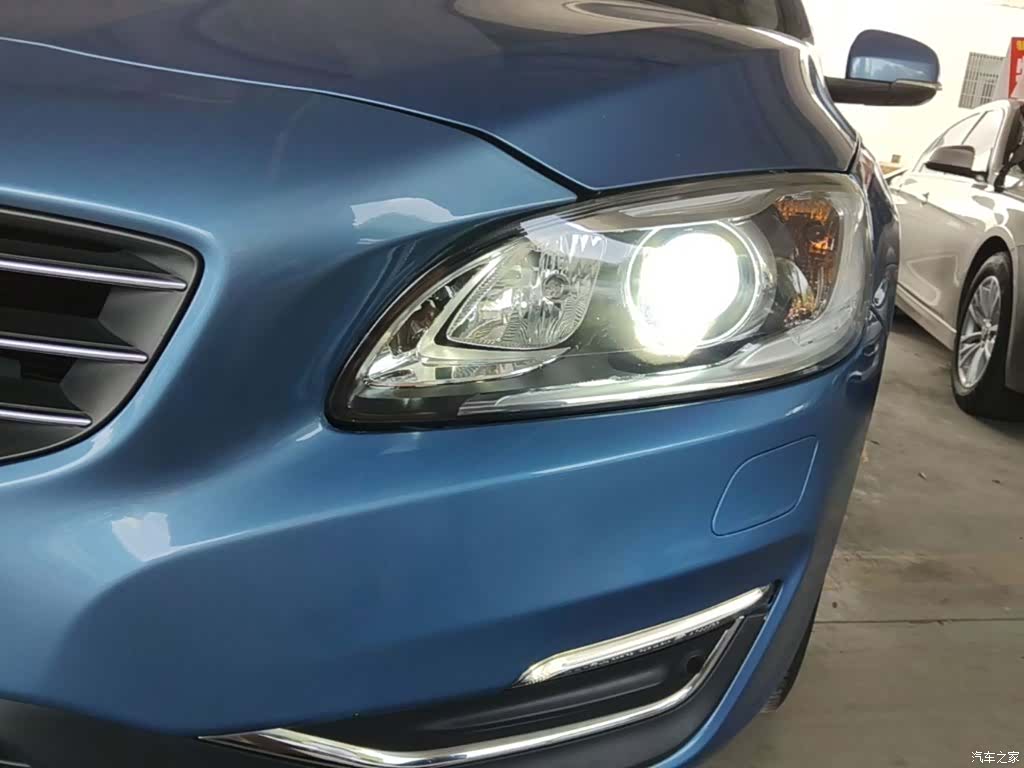 Volvo V60, 2016 24