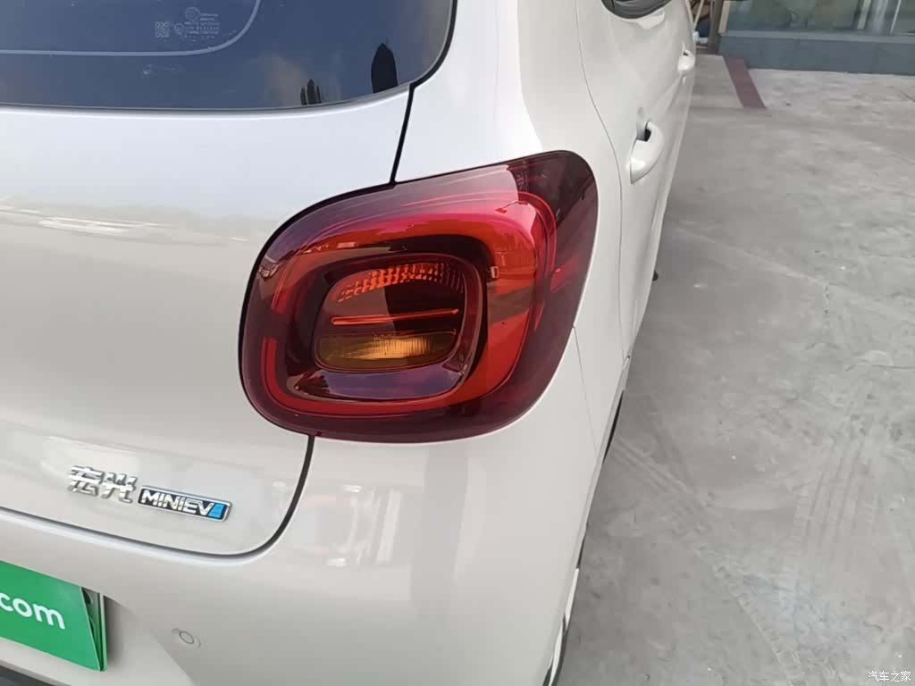 Wuling MINIEV, 2026 8