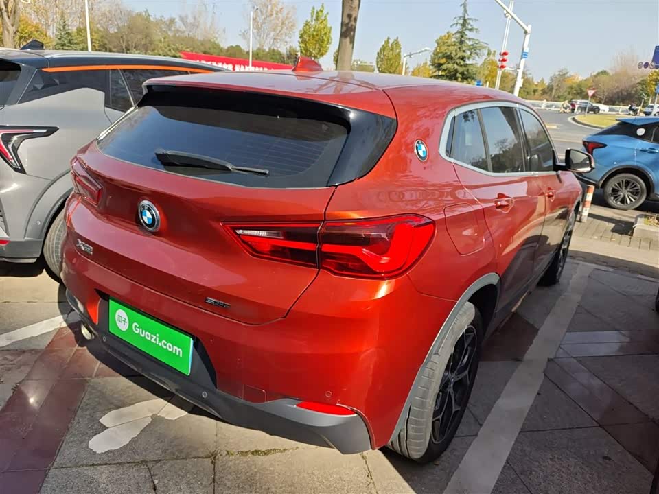 BMW X2