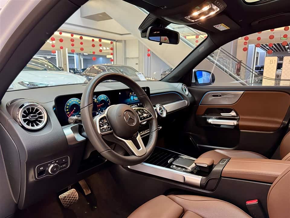 Mercedes-Benz GLB Mercedes-Benz GLB