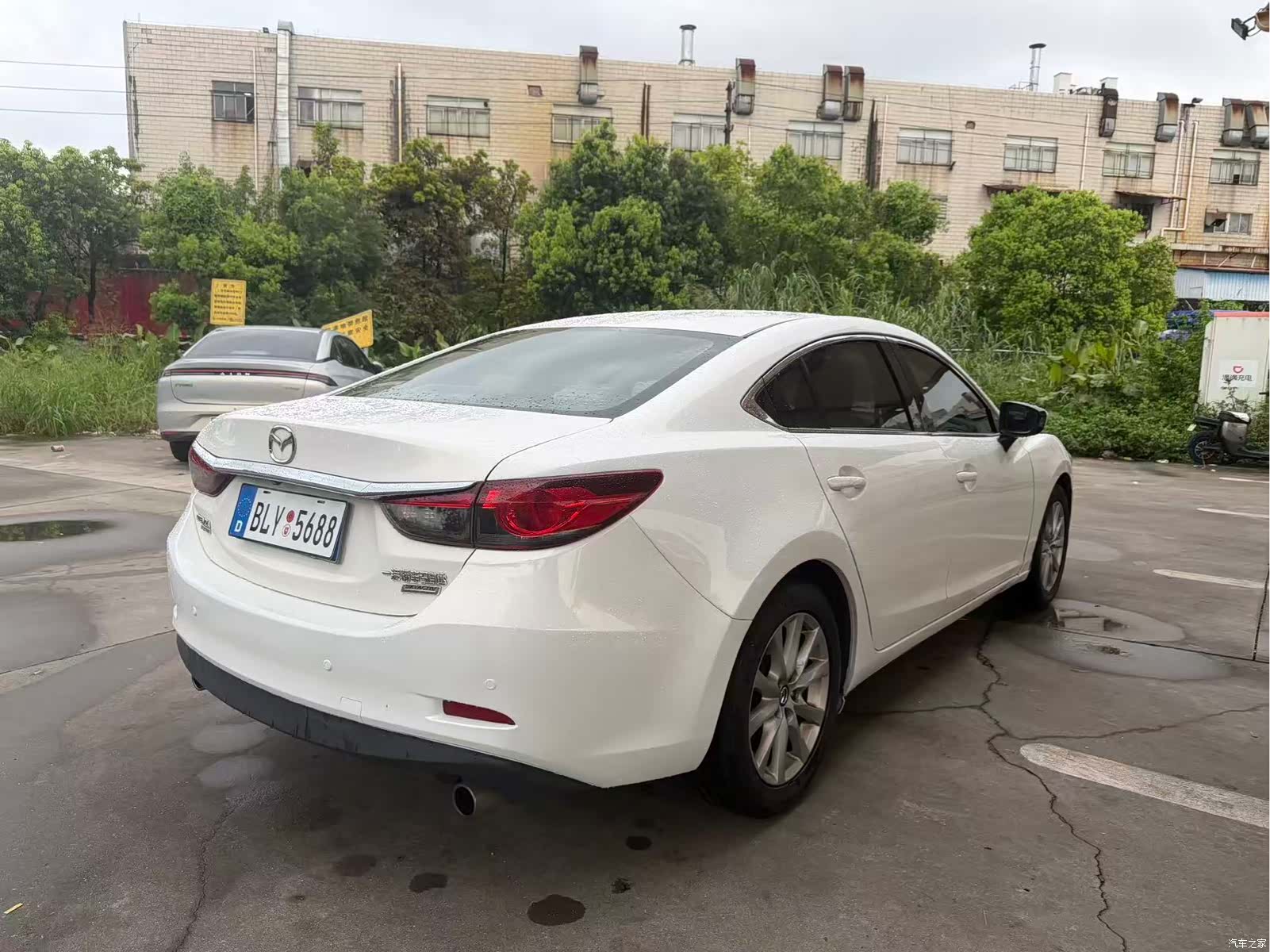 Mazda Atenza, 2014 7