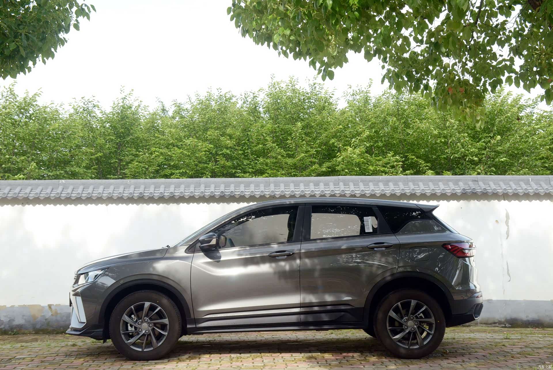 Geely Coolray, 2025 7