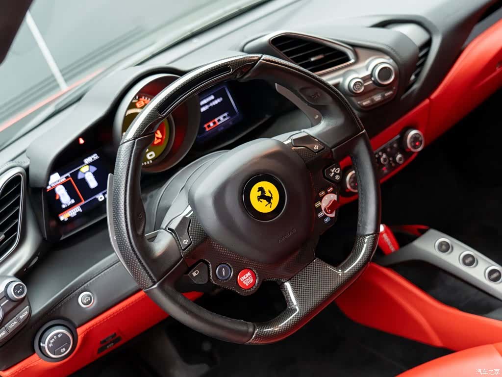 Ferrari 488, 2018 12
