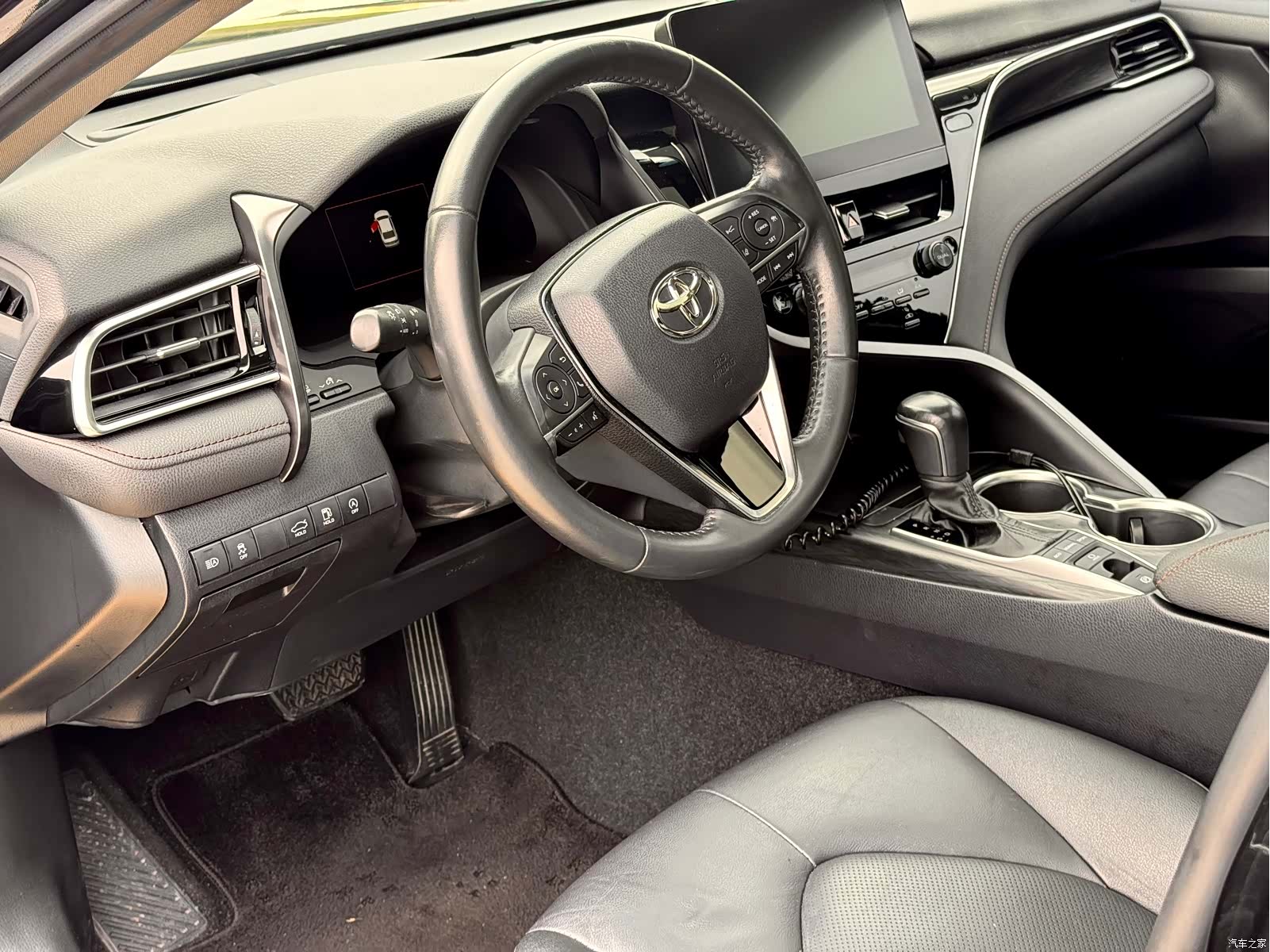 Toyota Camry, 2021 8