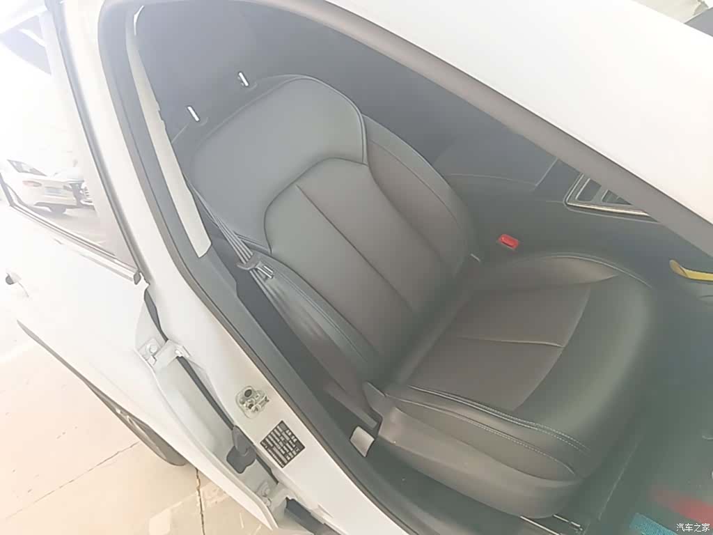 Roewe RX5, 2025 25