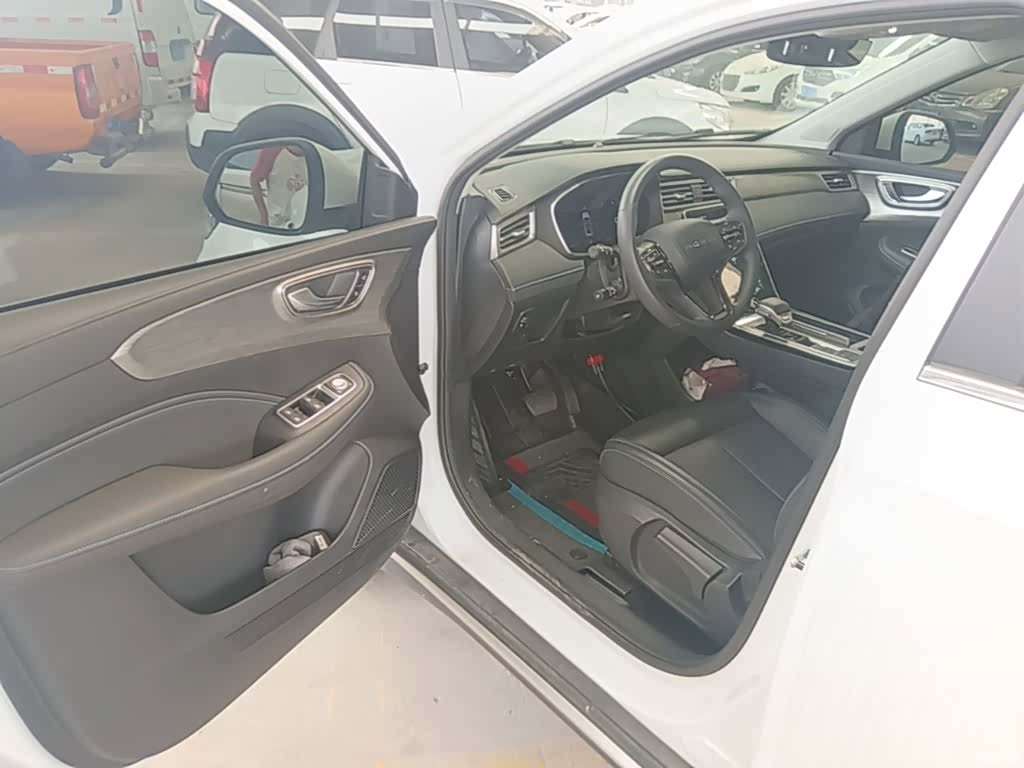 Roewe RX5, 2025 16