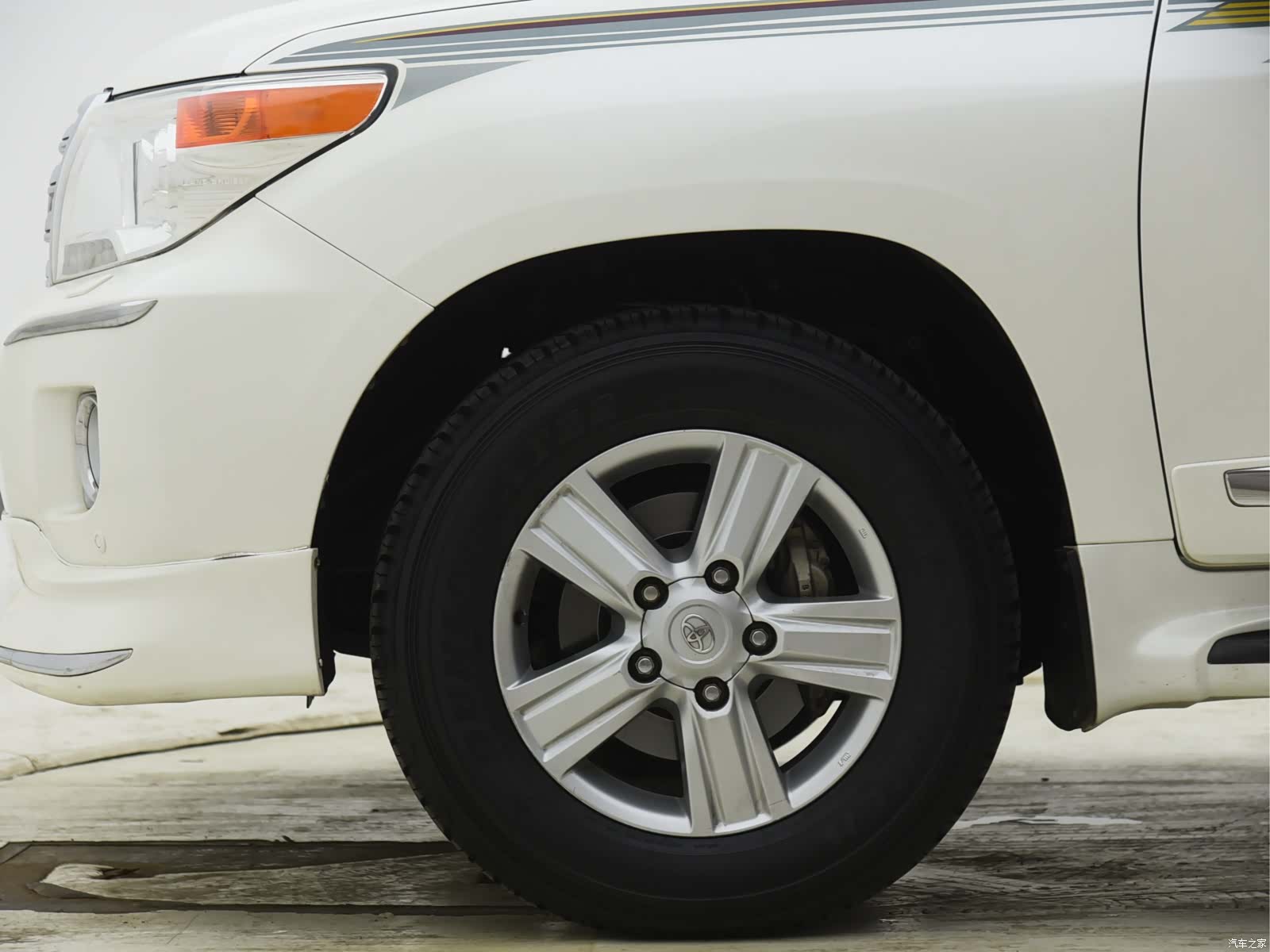 Toyota Land Cruiser, 2015 4