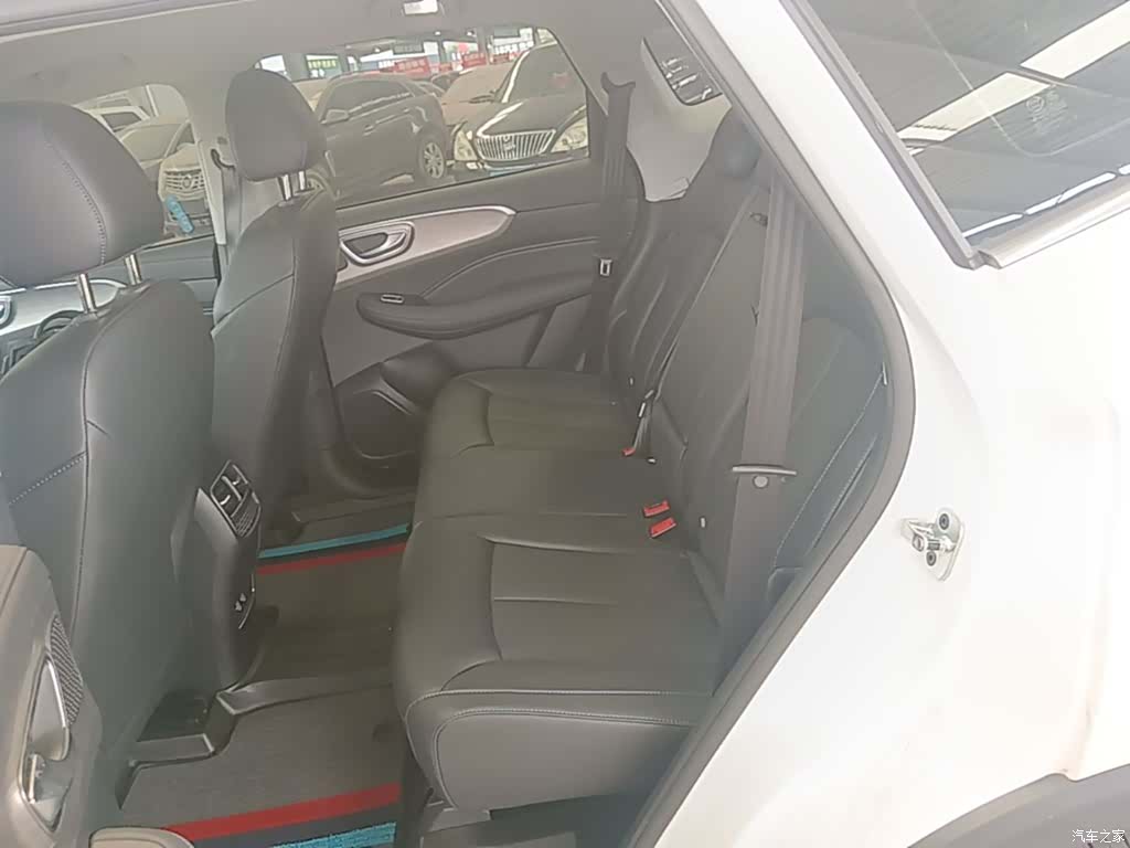 Roewe RX5, 2025 17