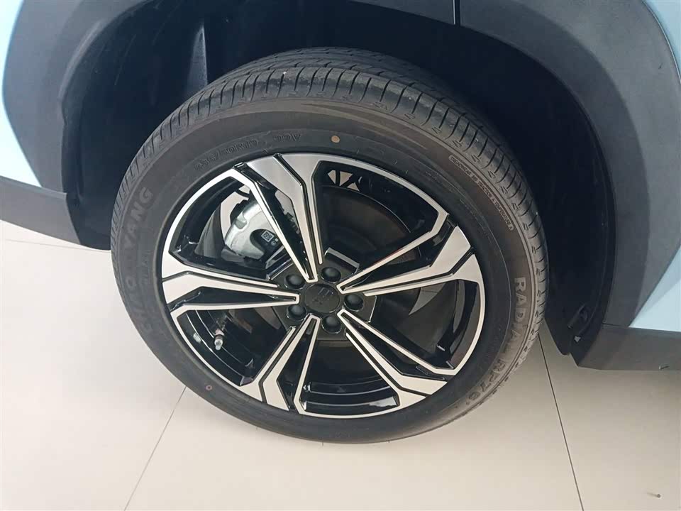 Geely Galaxy Galaxy L7