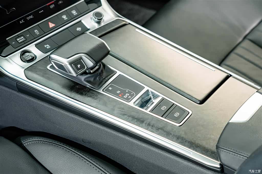 Audi A6L, 2021 11