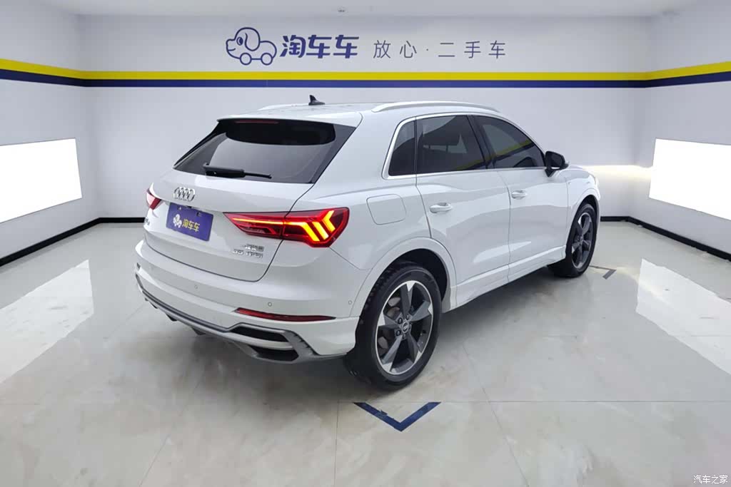 Audi Q3, 2021 3