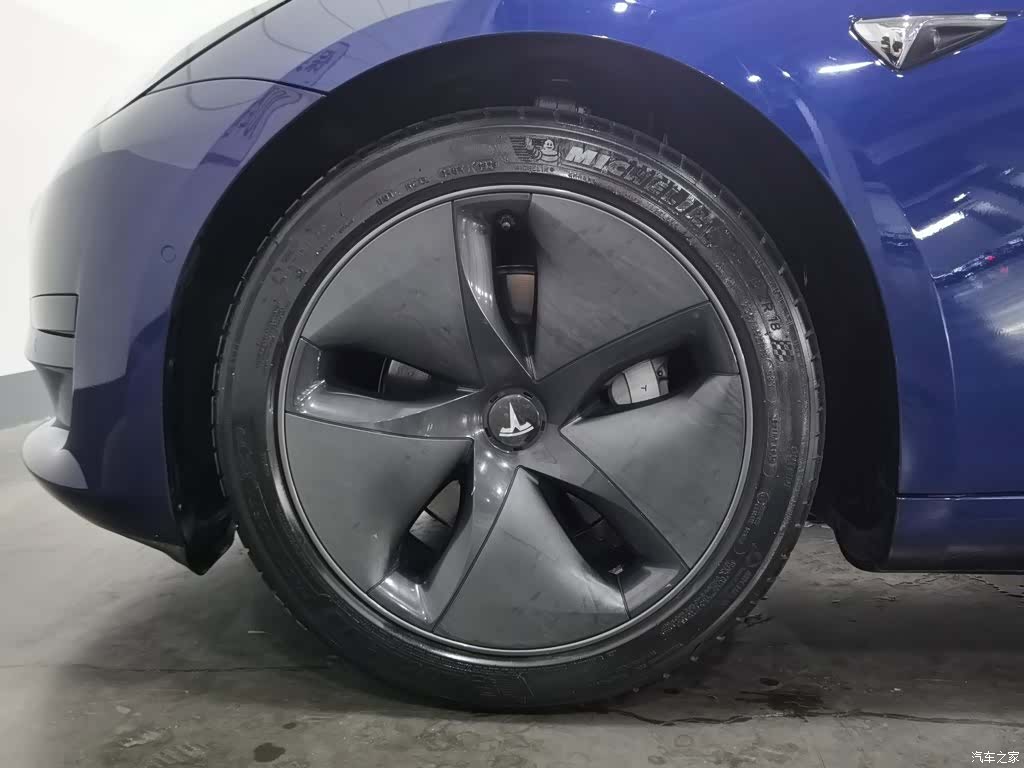 Tesla Model 3, 2020 17