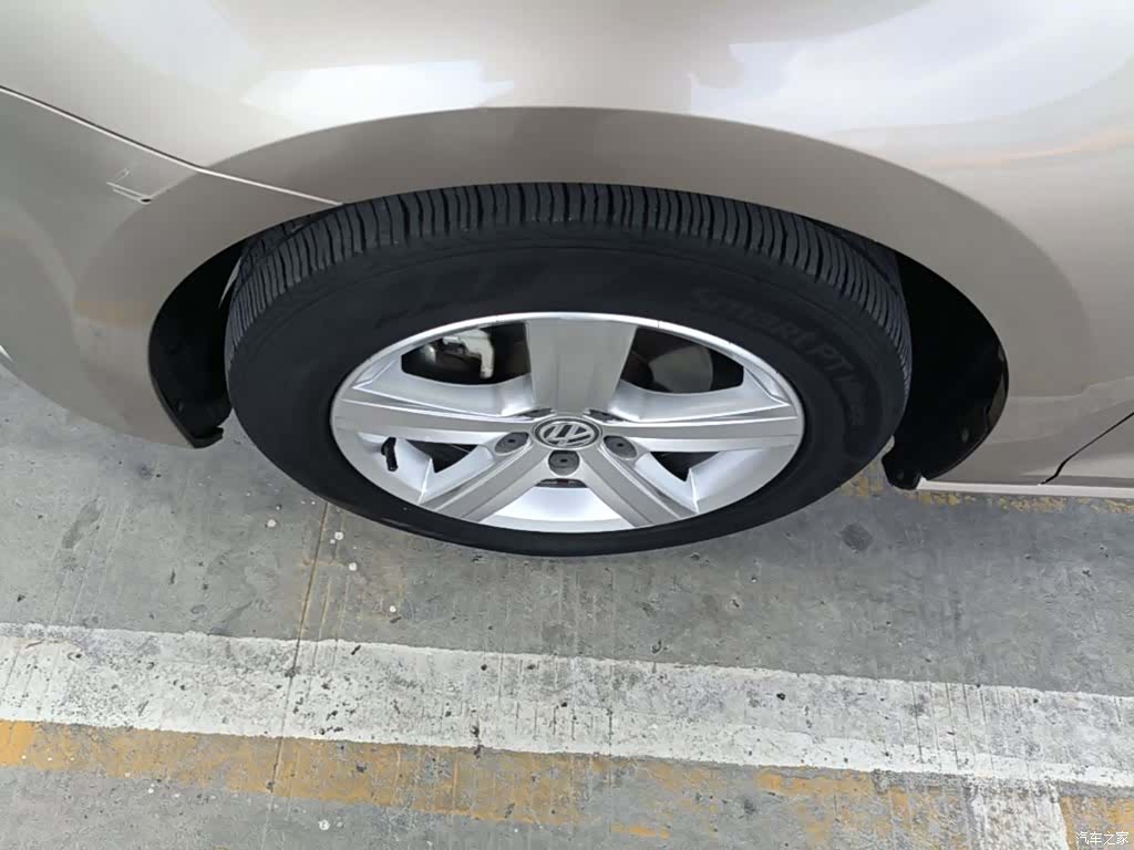 Volkswagen Golf, 2016 23